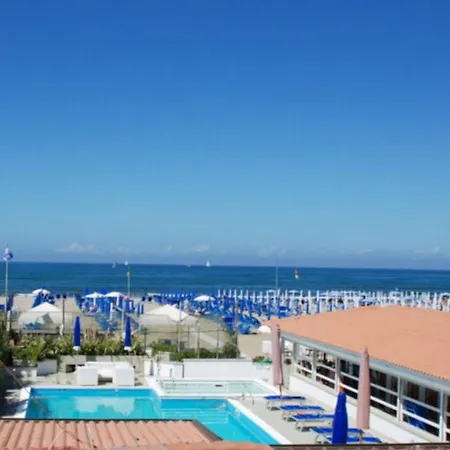 Boheme With & Breakfast Included Viareggio